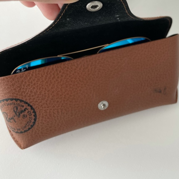 Ray-Ban Polarized Blue Aviator Flash Lenses + Case - Picture 4 of 4